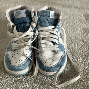 Nike Kids Light Blue and White High-Top Sneakers